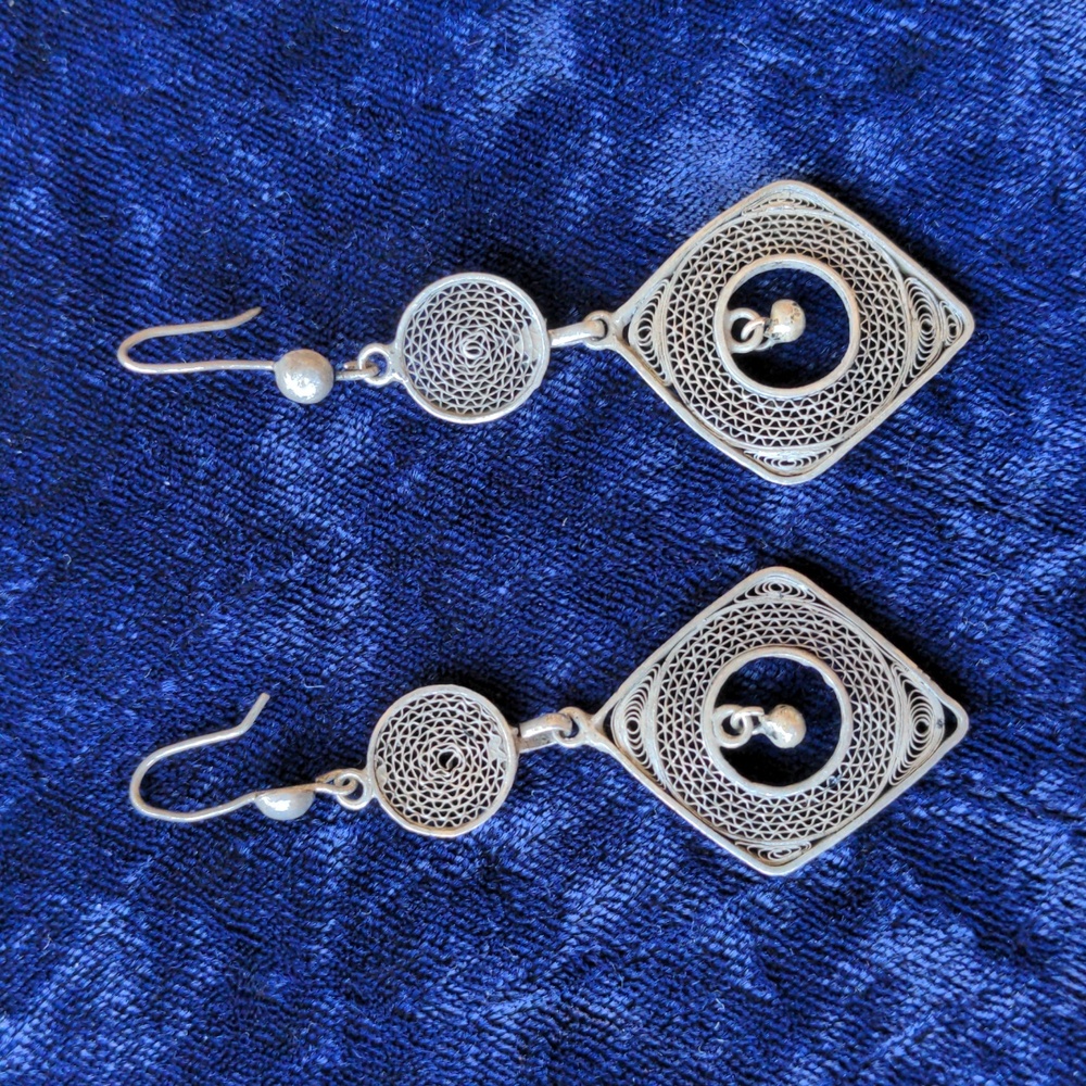 Antique / vintage 925 sterling silver long dangle filigree earrings